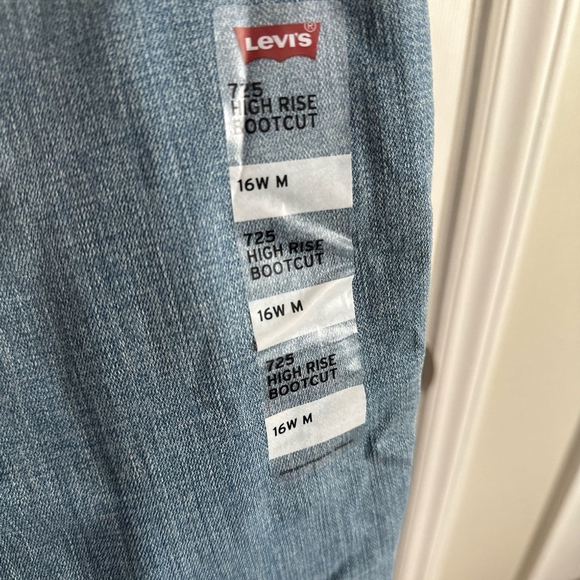 Levi 725 jeans NWT - Picture 7 of 11